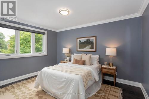 1045 Fair Birch Drive, Mississauga, ON - Indoor Photo Showing Bedroom