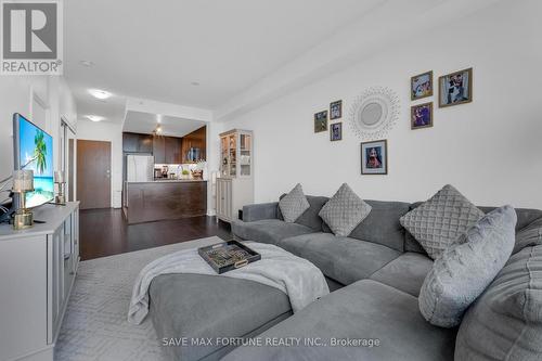 2010 - 3985 Grand Park Drive, Mississauga, ON - Indoor Photo Showing Living Room