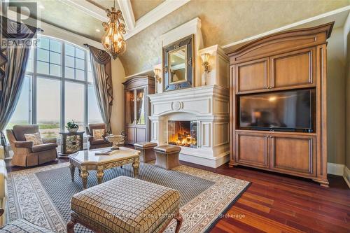 5652 Steeles Avenue W, Milton (Nelson), ON - Indoor Photo Showing Living Room With Fireplace