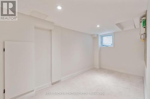 168 Essex Street, Toronto, ON - Indoor Photo Showing Other Room