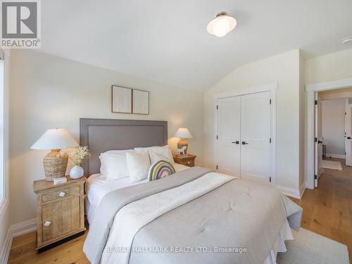 37 Elmview Drive, Toronto, ON - Indoor Photo Showing Bedroom