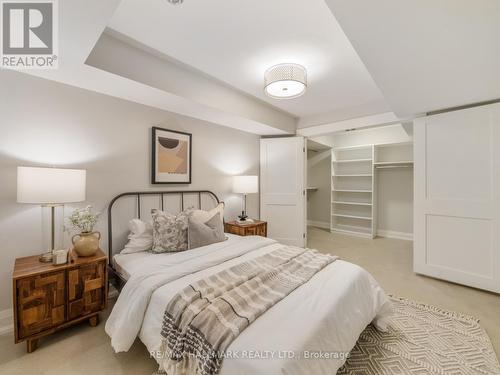 37 Elmview Drive, Toronto, ON - Indoor Photo Showing Bedroom
