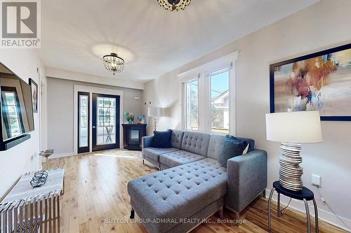 3722 St. Clair Avenue E, Toronto E08, ON - Indoor Photo Showing Living Room