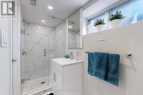 3722 St. Clair Avenue E, Toronto E08, ON - Indoor Photo Showing Bathroom