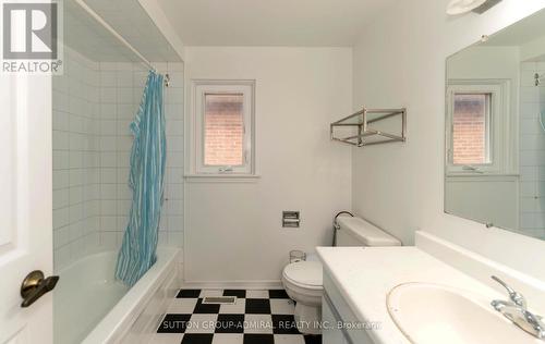 98 Mcmorran Crescent, Vaughan, ON - Indoor Photo Showing Bathroom