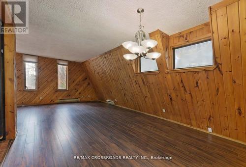 2726 9Th Line, Innisfil, ON - Indoor Photo Showing Other Room