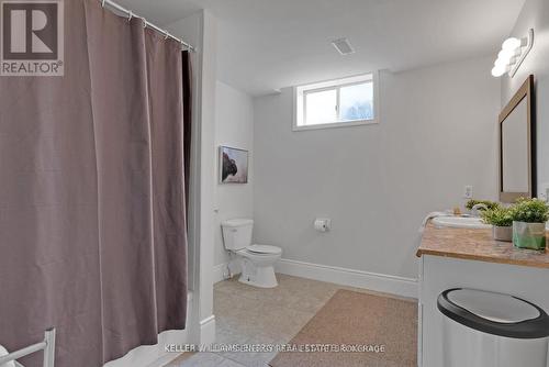 99 Willow Glen Drive, Kawartha Lakes (Lindsay), ON - Indoor Photo Showing Bathroom