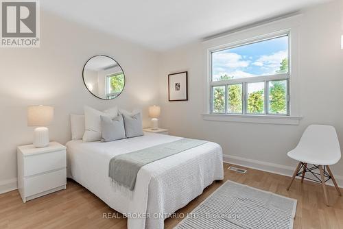 280 Roselawn Avenue, Toronto, ON - Indoor Photo Showing Bedroom