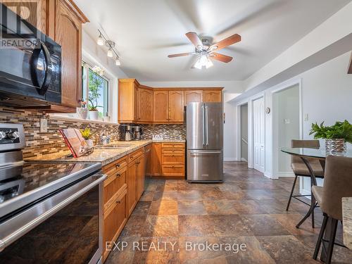 36 Tristan Crescent, Toronto, ON - Indoor Photo Showing Kitchen With Stainless Steel Kitchen