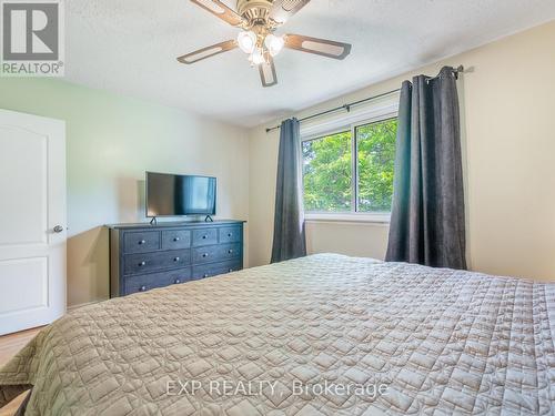 36 Tristan Crescent, Toronto, ON - Indoor Photo Showing Bedroom