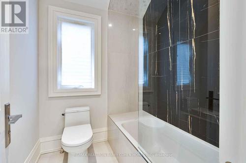 77 Shelborne Avenue, Toronto, ON - Indoor Photo Showing Bathroom