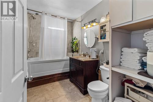 197 Mundy Pond Road, St. John'S, NL - Indoor Photo Showing Bathroom