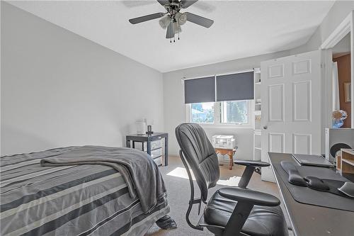 6164 Osprey Boulevard, Mississauga, ON - Indoor Photo Showing Bedroom