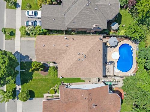 6164 Osprey Boulevard, Mississauga, ON - Outdoor With In Ground Pool With View