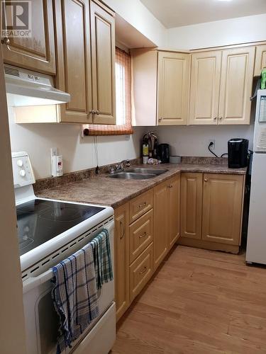 20 Brunet Road, Elliot Lake, ON - Indoor Photo Showing Kitchen With Double Sink