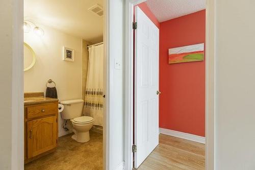 432 Main Street E|Unit #401, Hamilton, ON - Indoor Photo Showing Bathroom