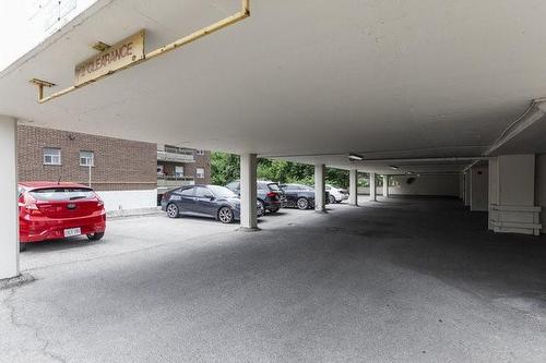 432 Main Street E|Unit #401, Hamilton, ON - Indoor Photo Showing Garage