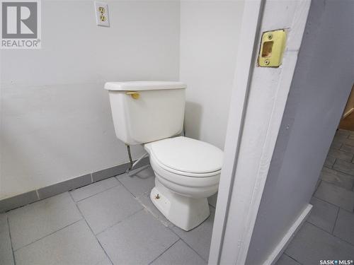 1156 Athol Street, Regina, SK - Indoor Photo Showing Bathroom