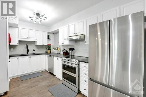 50 Emmerson Avenue Unit#201, Ottawa, ON - Indoor Photo Showing Kitchen With Upgraded Kitchen