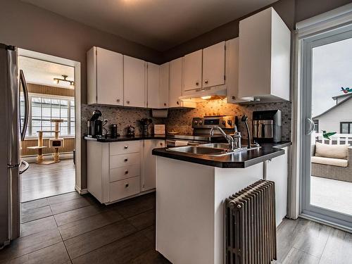 Cuisine - 4225 Av. Hébert, Bécancour, QC - Indoor Photo Showing Kitchen With Double Sink