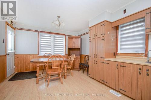 4504 Highway 2, Clarington, ON - Indoor Photo Showing Dining Room