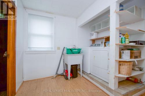 4504 Highway 2, Clarington, ON - Indoor Photo Showing Laundry Room