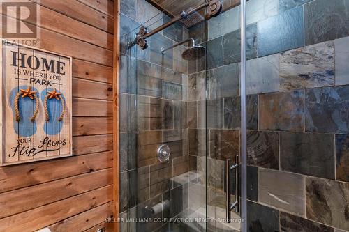 365 Pheasant Lane, Midland, ON - Indoor Photo Showing Bathroom