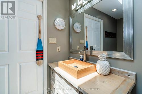 365 Pheasant Lane, Midland, ON - Indoor Photo Showing Bathroom