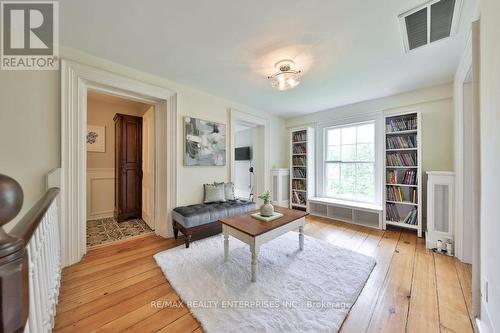 1234 Old River Road, Mississauga, ON - Indoor Photo Showing Living Room