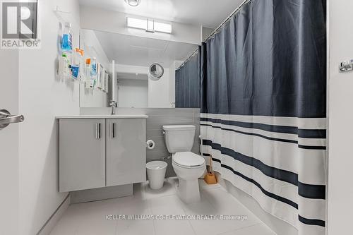 404S - 10 Gibbs Road, Toronto, ON - Indoor Photo Showing Bathroom