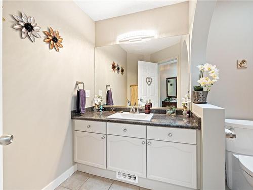 750 Quilchena Cres, Nanaimo, BC - Indoor Photo Showing Bathroom