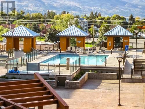 654 Cook Road Unit# 525, Kelowna, BC - Outdoor With In Ground Pool