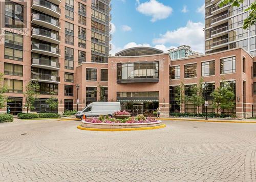 2710 - 33 Sheppard Avenue E, Toronto (Willowdale East), ON - Outdoor With Balcony With Facade