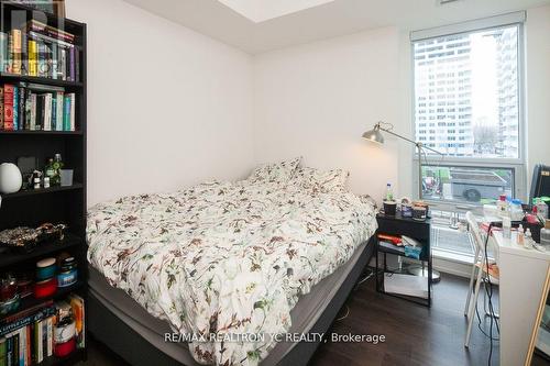 313 - 98 Lillian Street, Toronto C10, ON - Indoor Photo Showing Bedroom