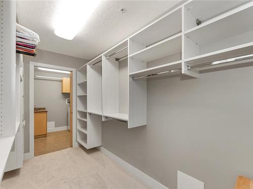 102-738 Sayward Hill Terr, Saanich, BC - Indoor With Storage