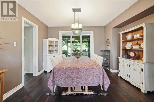 126 Gurnett Drive, Hamilton, ON - Indoor Photo Showing Dining Room