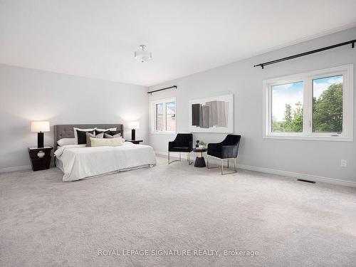 92 Woodhaven Ave, Aurora, ON - Indoor Photo Showing Bedroom