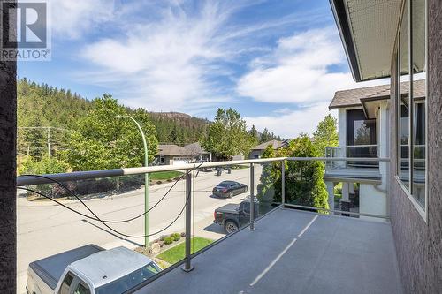1077 Peak Point Drive, West Kelowna, BC - Outdoor With Exterior