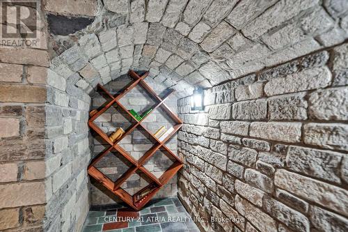 3 Deer Run Court, Richmond Hill, ON - Indoor Photo Showing Other Room