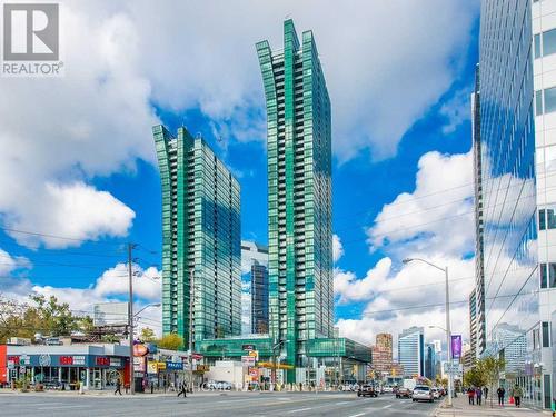 609 - 11 Bogert Avenue, Toronto C07, ON - Outdoor With Facade