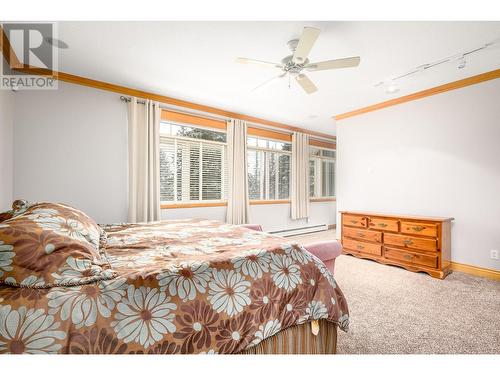 490 Monashee Road, Vernon, BC - Indoor Photo Showing Bedroom