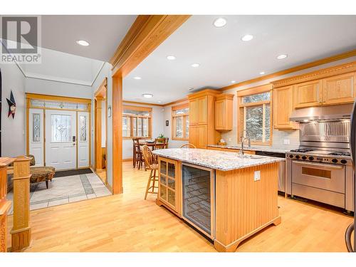 490 Monashee Road, Vernon, BC - Indoor Photo Showing Kitchen