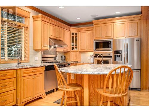 490 Monashee Road, Vernon, BC - Indoor Photo Showing Kitchen