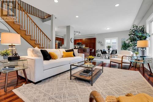 30 Doug Walton Lane, Clarington (Newcastle), ON - Indoor Photo Showing Living Room