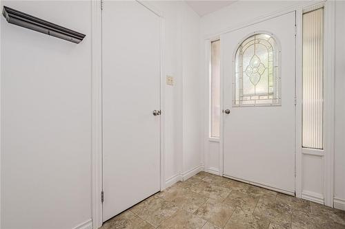 1548 Newlands Crescent|Unit #14, Burlington, ON - Indoor Photo Showing Other Room