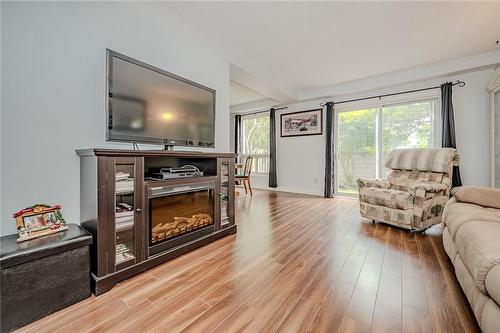 1548 Newlands Crescent|Unit #14, Burlington, ON - Indoor Photo Showing Living Room With Fireplace