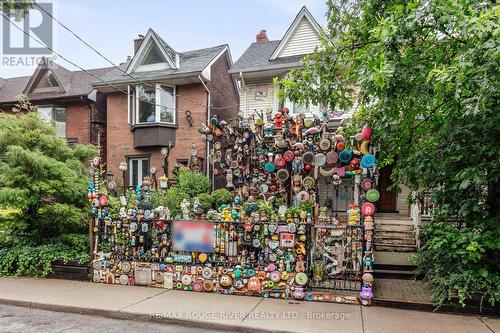 37 Bertmount Avenue, Toronto, ON - Outdoor