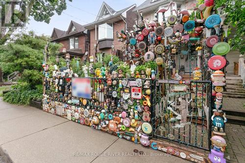 37 Bertmount Avenue, Toronto, ON - Outdoor