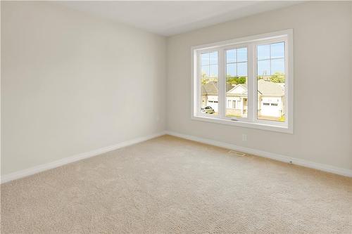 2 Bromley Drive, St. Catharines, ON - Indoor Photo Showing Other Room