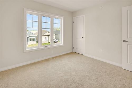 2 Bromley Drive, St. Catharines, ON - Indoor Photo Showing Other Room